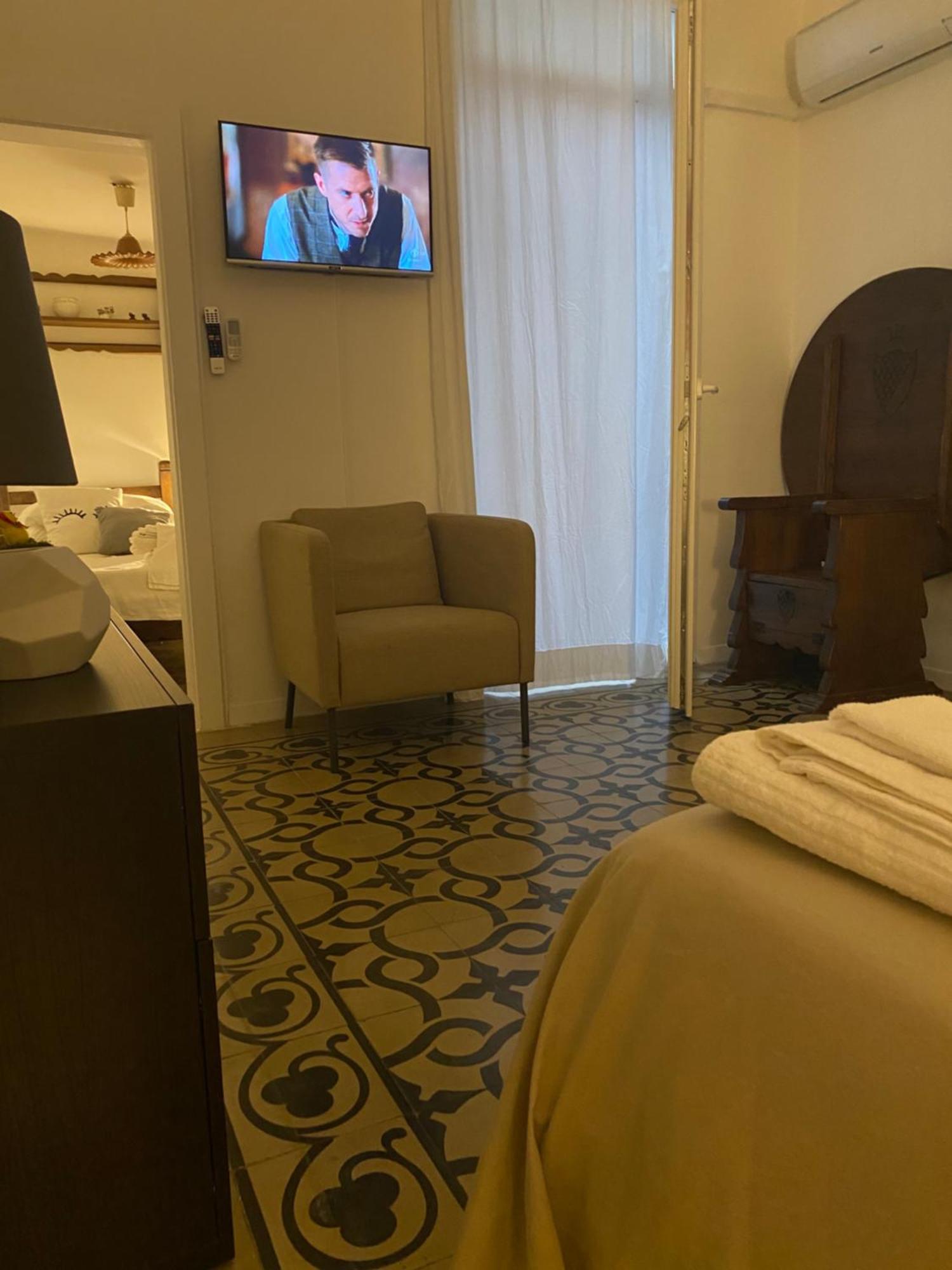 Ferienwohnung Casaro Stazione Bari Exterior foto