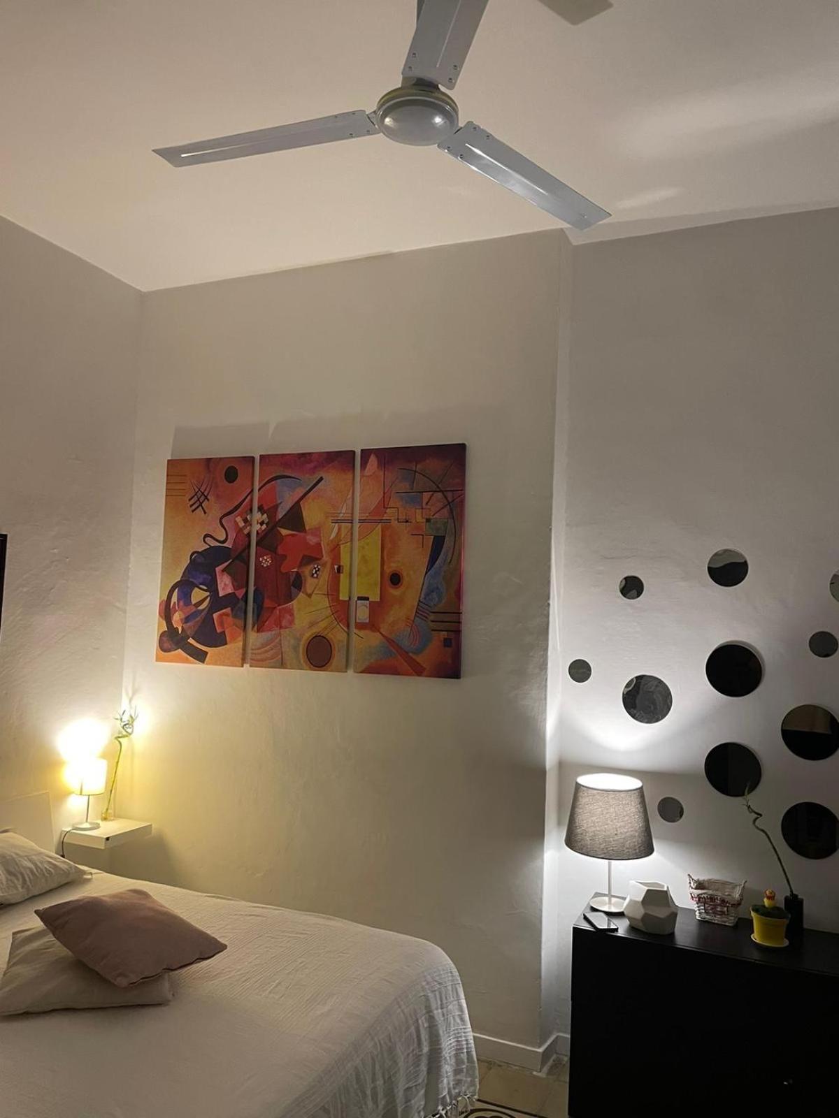 Ferienwohnung Casaro Stazione Bari Exterior foto